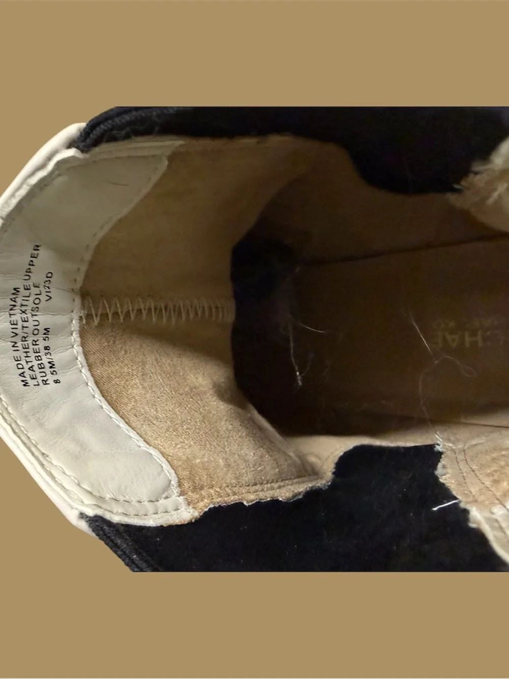 Michael Kors White Leather Chelsea Ankle Boots with Black Elastic